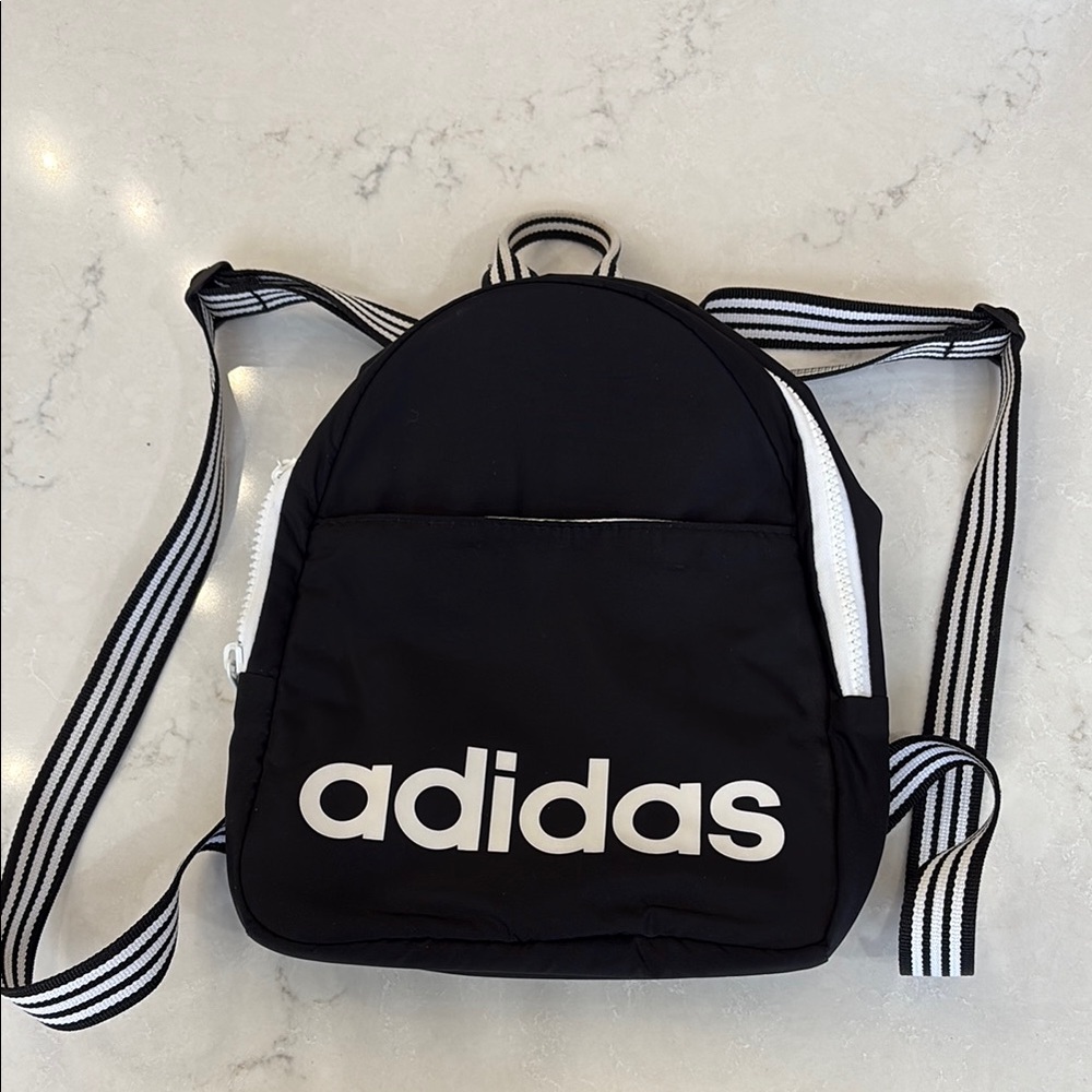 NWOT Adidas mini backpack